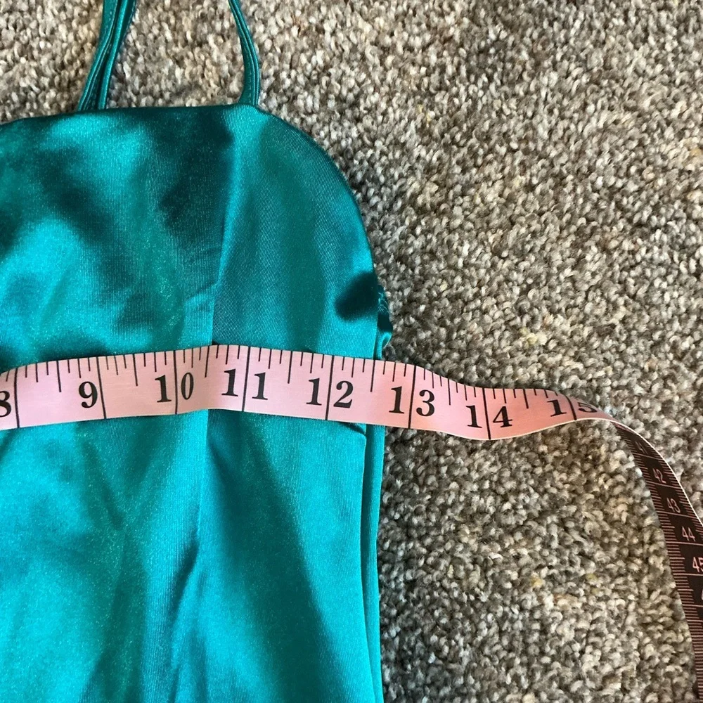 🩷Rue21 Emerald Satin Spaghetti Strap Dress - Picture 3 of 4